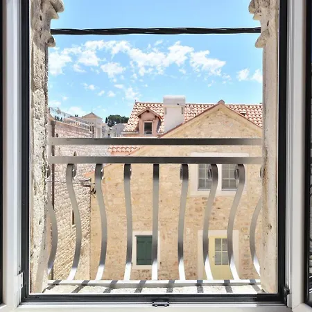Old Town Hvar Апартаменти